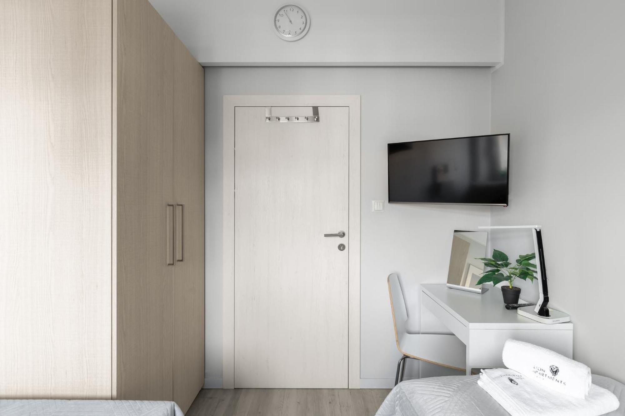 Lion Apartments 소포트 외부 사진